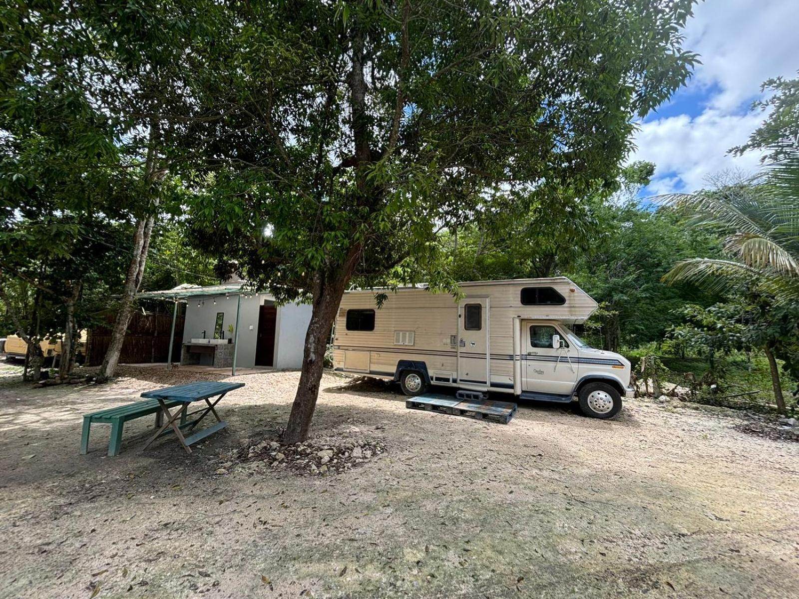 Hotel Momotoh Camper Xpujil Exterior foto