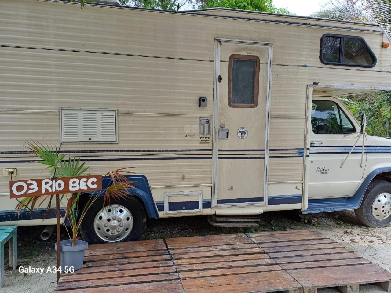 Hotel Momotoh Camper Xpujil Exterior foto